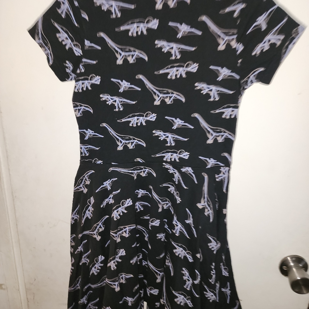 Svaha | Girls 9/10 Glow-in-the-Dark Dinosaur Fossils/Skeleton Dress - Picture 2 of 3